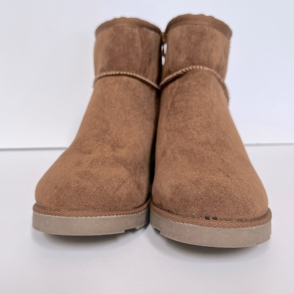 Cushionaire Kayla Boots Hidden Wedge Brown Faux Suede Sz 10 - Picture 3 of 6